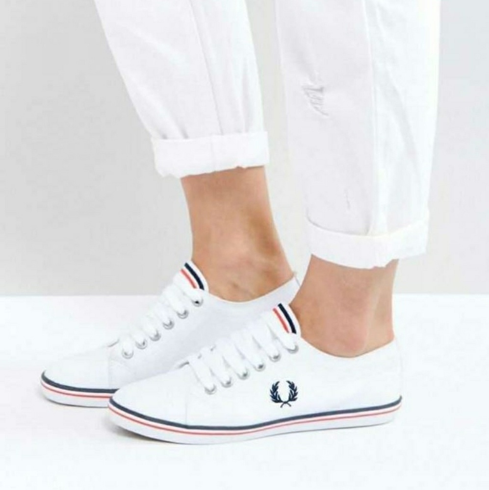 NWT Fred Perry Kingston Sneakers